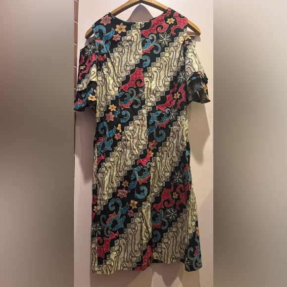 BATIK DRESS - Picture 4 of 4